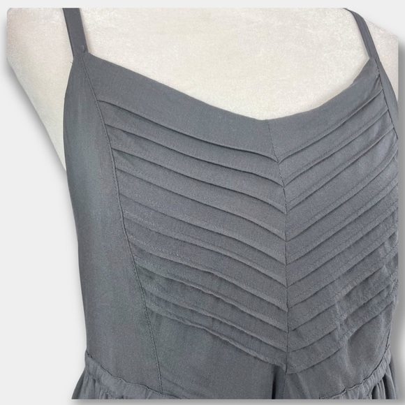 NEW Old Navy Spaghetti Strap Mini Dress Grey Size Small - Picture 3 of 7